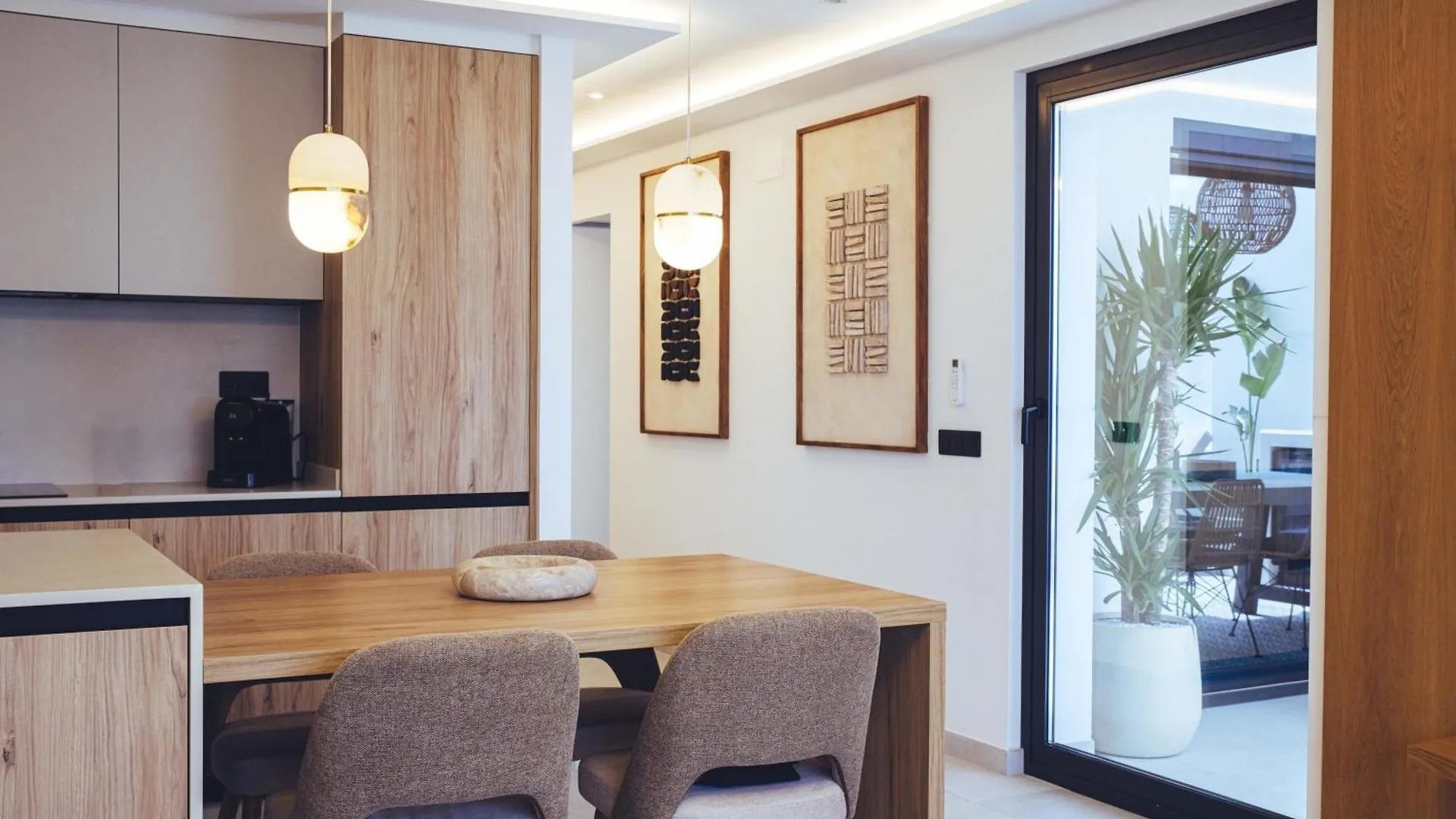 Casa Serena Tias 0*,